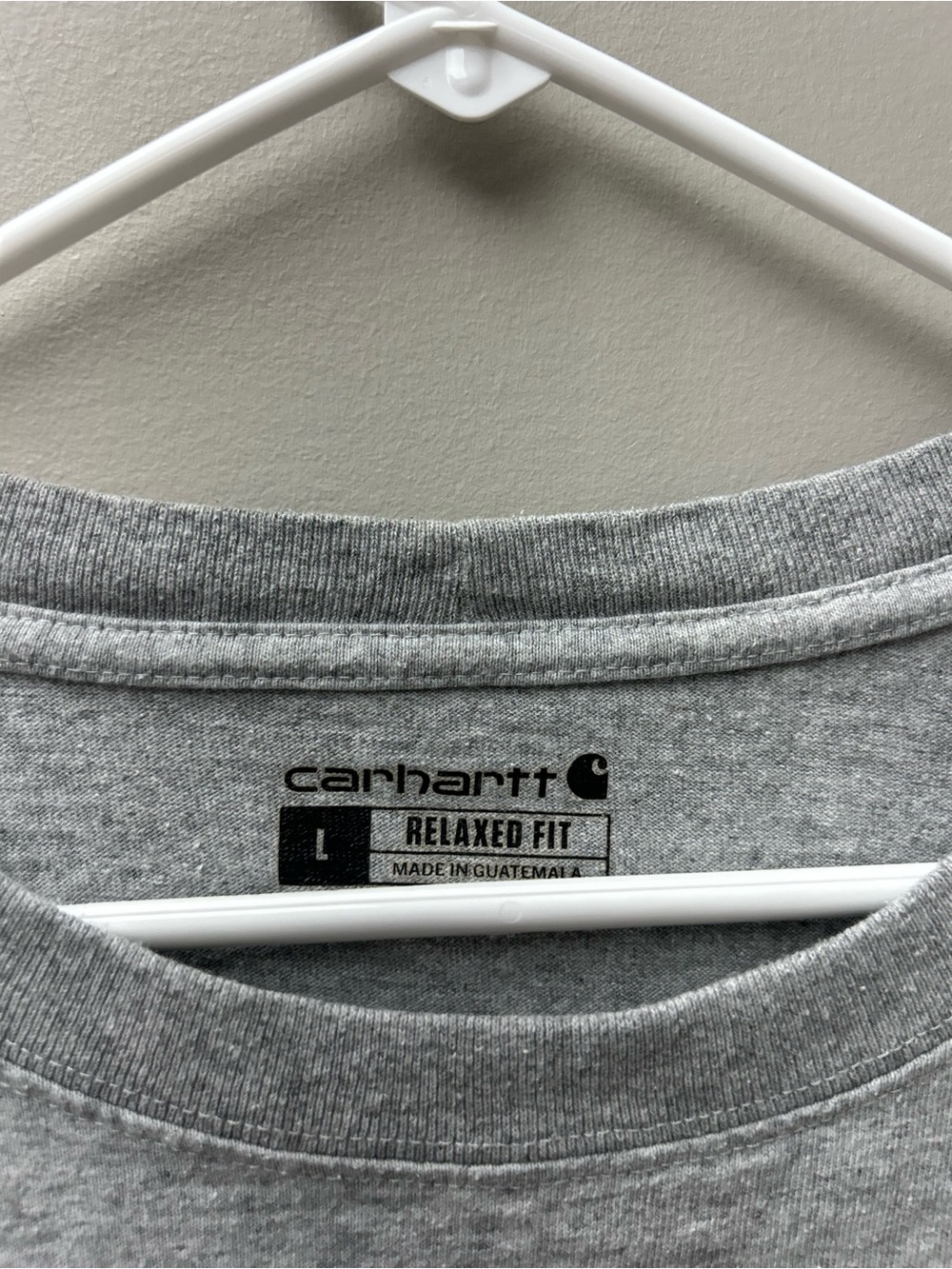 Carhartt Men’s Heathered Grey w/ Camo Pocket T Shirt - Picture 4 of 5